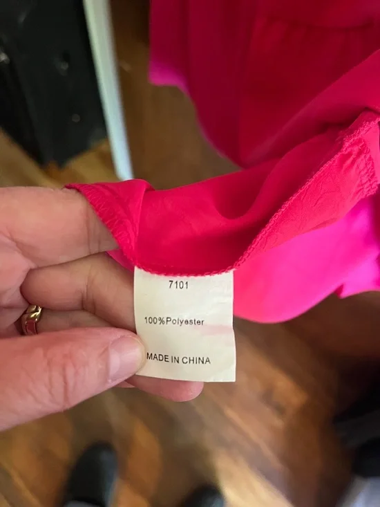 Women's Bright Pink Tiered Casual Dress with Flutter Sleeves - Picture 3 of 8